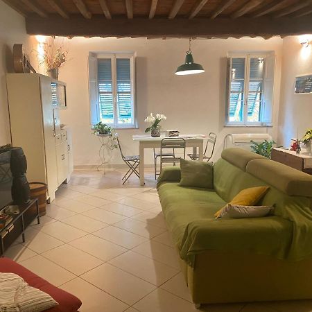 Appartamento Casa Amorino Lucca Esterno foto